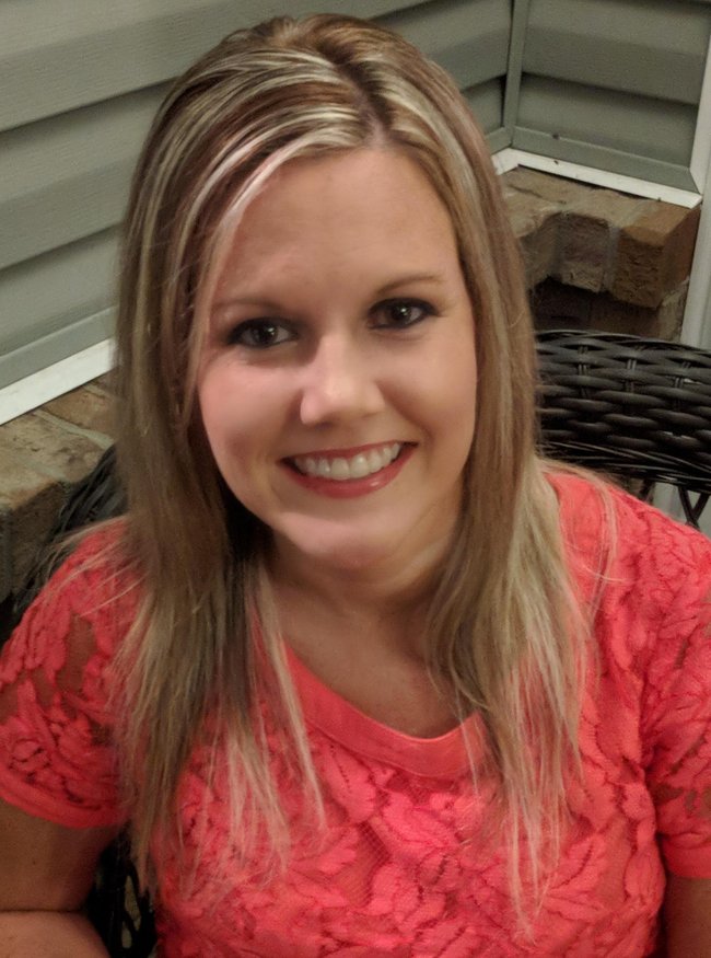 Photo of Lindsey Farrar,